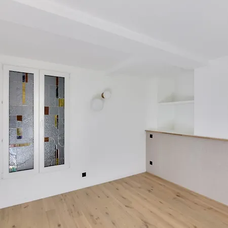 Apartment Louvre & Seine Luxury New 3br Full Ac By Melvane *