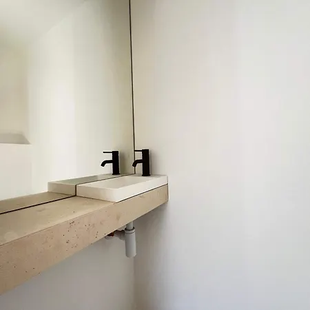 Louvre & Seine Luxury New 3br Full Ac By Melvane